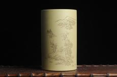 紫砂壶图片：美筒特惠 精品山水高帽笔筒五式  老师不打草稿直接空刻 一气呵成 - 紫砂壶之家