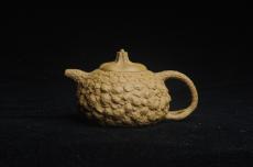 紫砂壶图片：美壶特惠 全手工黄段供春壶 肌理有老树瘿的感觉 灰常赞 - 紫砂壶之家