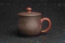 紫砂壶图片：年底纯福利特惠 优质紫泥 山水厚实盖杯 特文气 - 紫砂壶之家