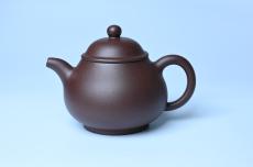 紫砂壶图片：美壶特惠 潜力股王老师 全手工刹凹成型单片拍打老紫泥潘壶 - 紫砂壶之家