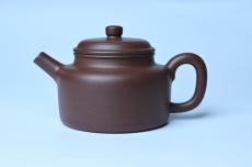 紫砂壶图片：美壶特惠 朱英尘全手工紫砂壶特好底槽青德中壶 茶壶 茶具 单壶 - 紫砂壶之家