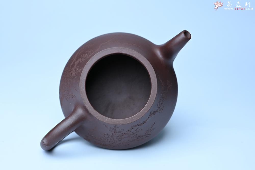紫砂壶图片：潜力股周小培老师 全手工底槽青缘德壶 装饰通转梅花特文气 期待与您结缘 - 紫砂壶之家紫砂壶网