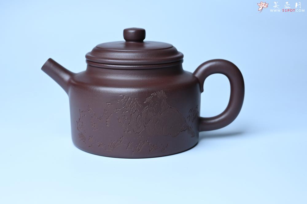 紫砂壶图片：油润底曹青 全手工德中茶壶 装饰人物特文气 - 紫砂壶之家紫砂壶网