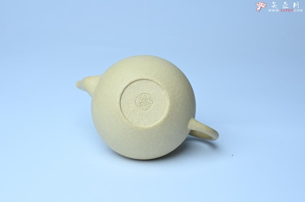 紫砂壶图片：美壶特惠 纯净本绿梨形壶 茶人醉爱 - 紫砂壶之家紫砂壶网