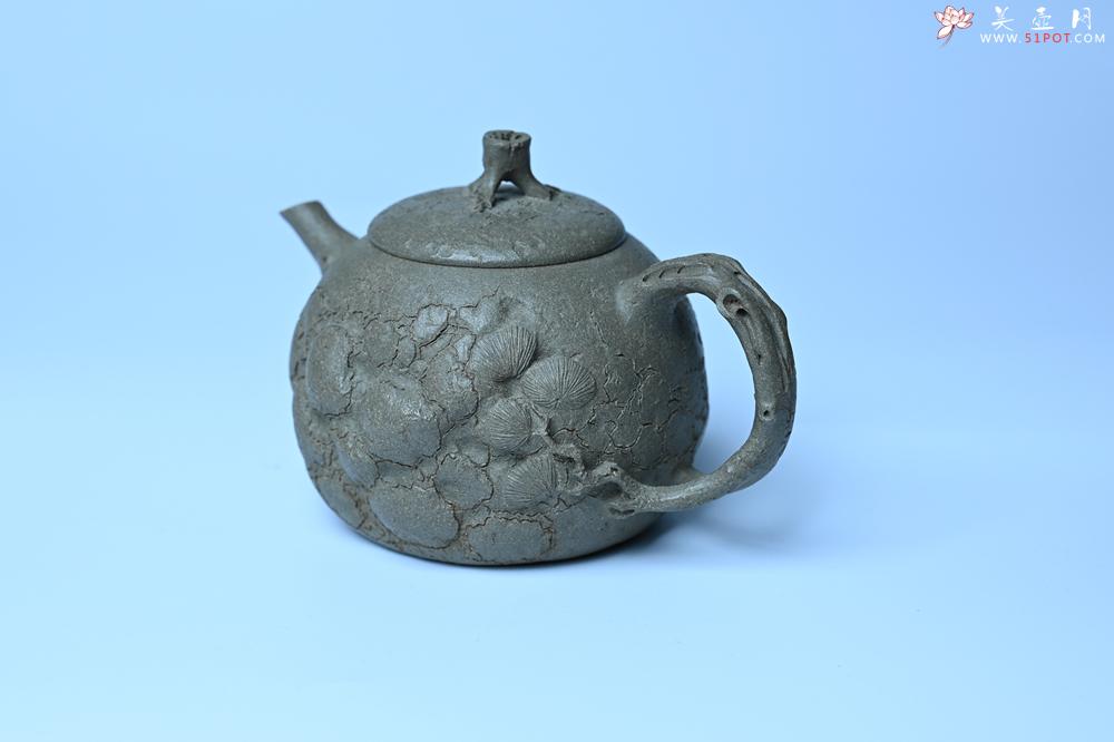 紫砂壶图片：美壶特惠 特好老青段泥云松供春壶 茶人醉爱 - 紫砂壶之家紫砂壶网