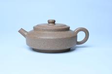 紫砂壶图片：美壶特惠 紫砂壶手工手制特好五彩老段泥周盘壶 茶壶 茶具 单壶 - 紫砂壶之家