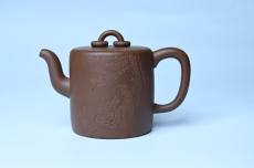 紫砂壶图片：美壶特惠 潜力股王静然 优质紫泥双圈壶 兴来每独往 胜事空自知 装饰文雅 - 紫砂壶之家