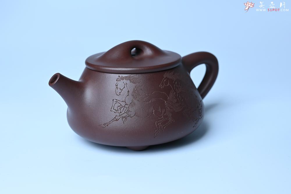 紫砂壶图片：实力派周斌 优质底槽青全手工精工满瓢壶  范小君徒杨志超装饰七骏图 - 紫砂壶之家紫砂壶网