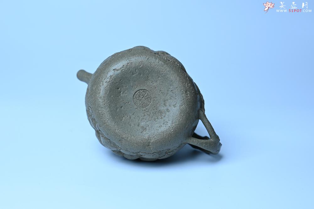 紫砂壶图片：美壶特惠 特好老青段泥云松供春壶 茶人醉爱 - 紫砂壶之家紫砂壶网