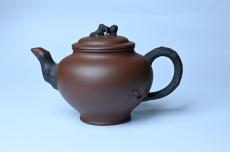 紫砂壶图片：美壶特惠 精致报春系列之松报春壶 - 紫砂壶之家