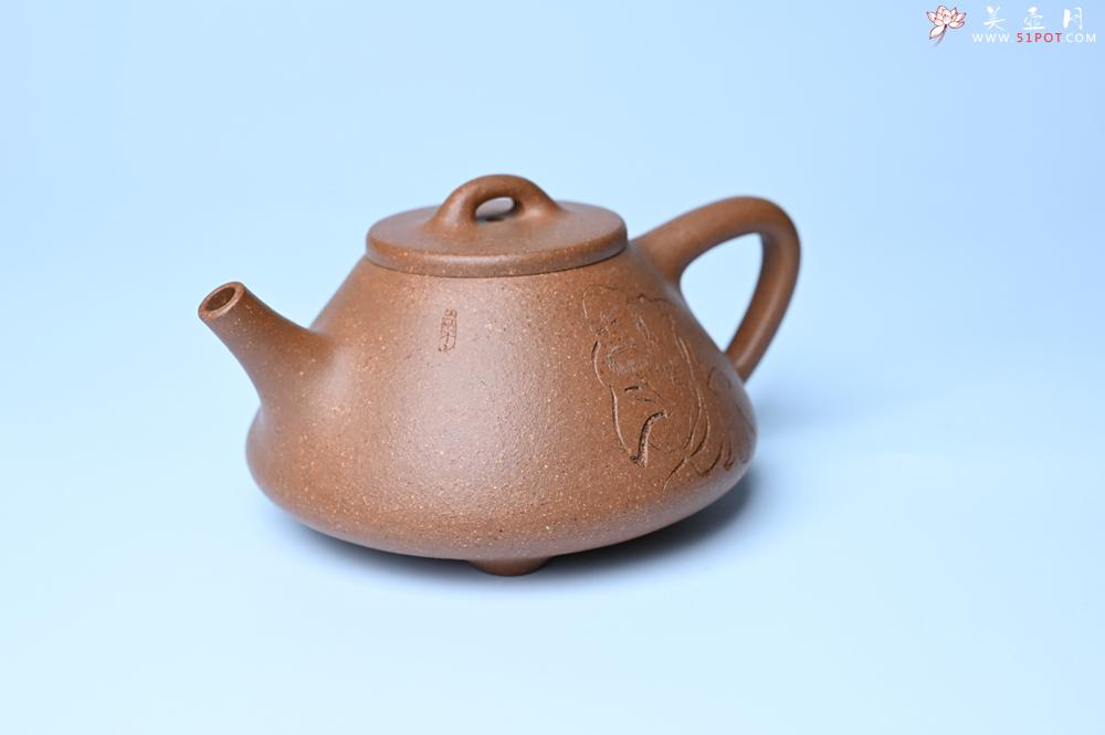 紫砂壶图片：油润五彩段泥 全手工薄胎子冶石瓢 难度大 骨肉匀挺 文气装饰罗汉图 无为 - 紫砂壶之家紫砂壶网