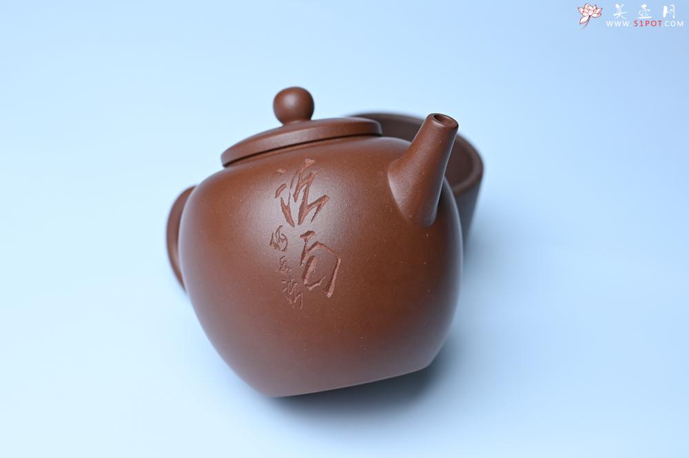 紫砂壶图片：毛国强入室弟子黄云初 特好老紫泥清莲壶 何水法书法清白 刘世涛伯陶刻 - 紫砂壶之家紫砂壶网