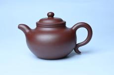 紫砂壶图片：潜力股周小培老师 4号井深井红皮龙 超精致全手工莲子茶壶 - 紫砂壶之家
