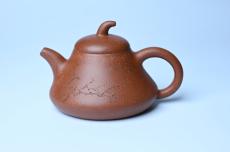紫砂壶图片：美壶特惠 潜力股王老师 全手工拍打成型茄瓢壶 装饰枯枝鸟 特文气 - 紫砂壶之家