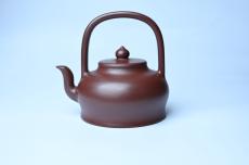 紫砂壶图片：潜力股周小培老师 4号井深井红皮龙 超精致全手工天星提梁壶 - 紫砂壶之家